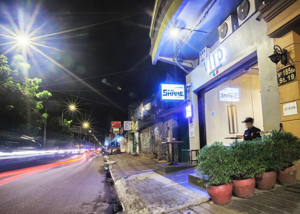 The Share Phnom Penh Hostel Bagian luar foto