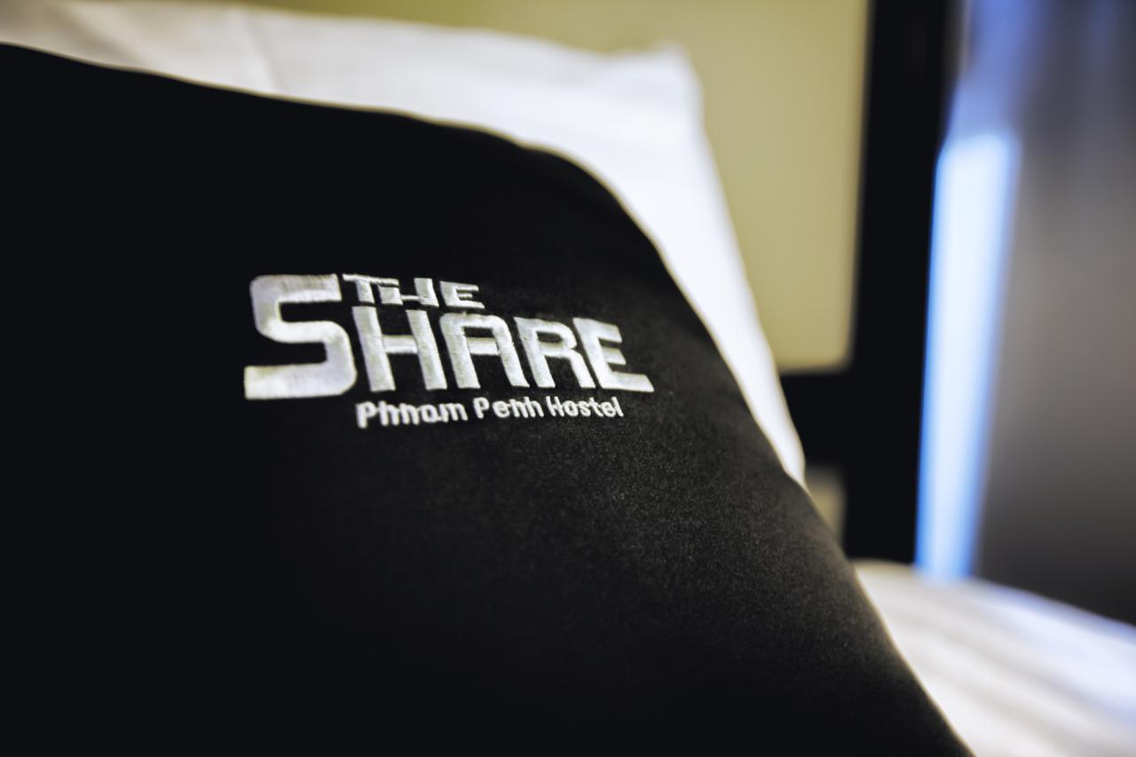 The Share Phnom Penh Hostel Bagian luar foto